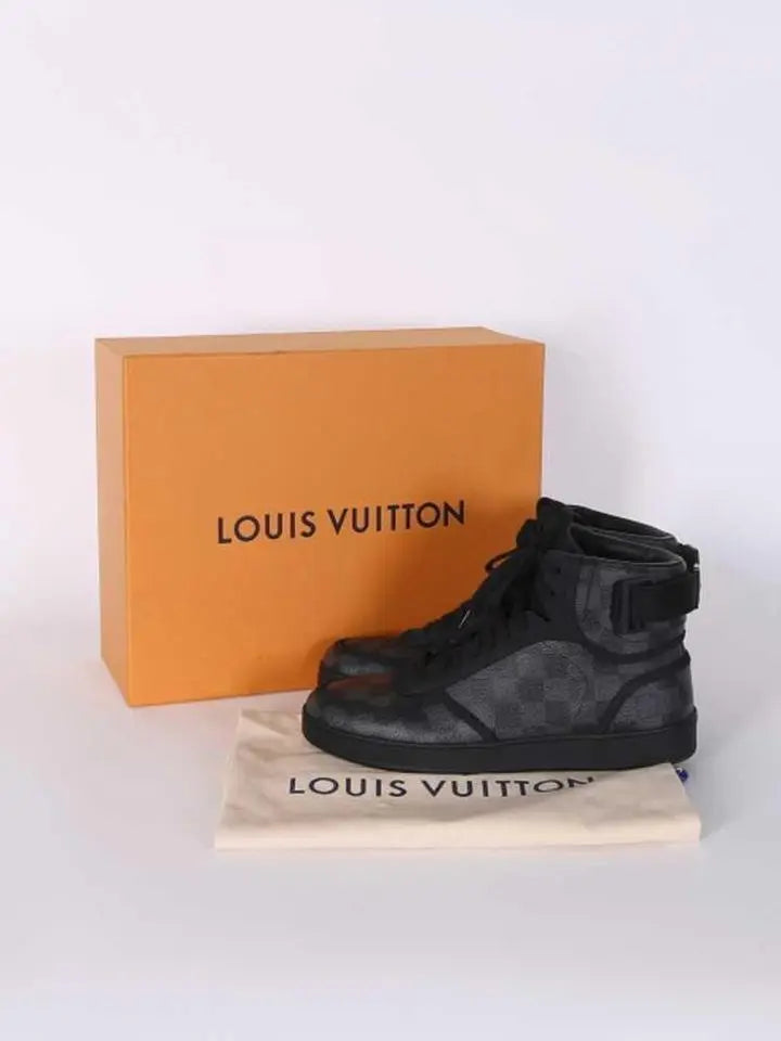 LOUIS VUITTON - SNEAKER - https://treadfitpro.com/